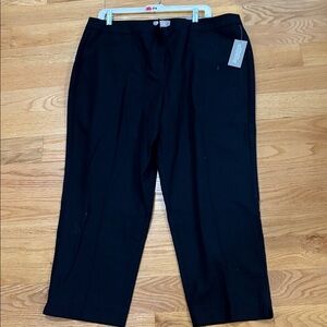 Chico's Elegant Fabulously Slimming Black Slim Leg Crop Pants Sz 3/XL NWT